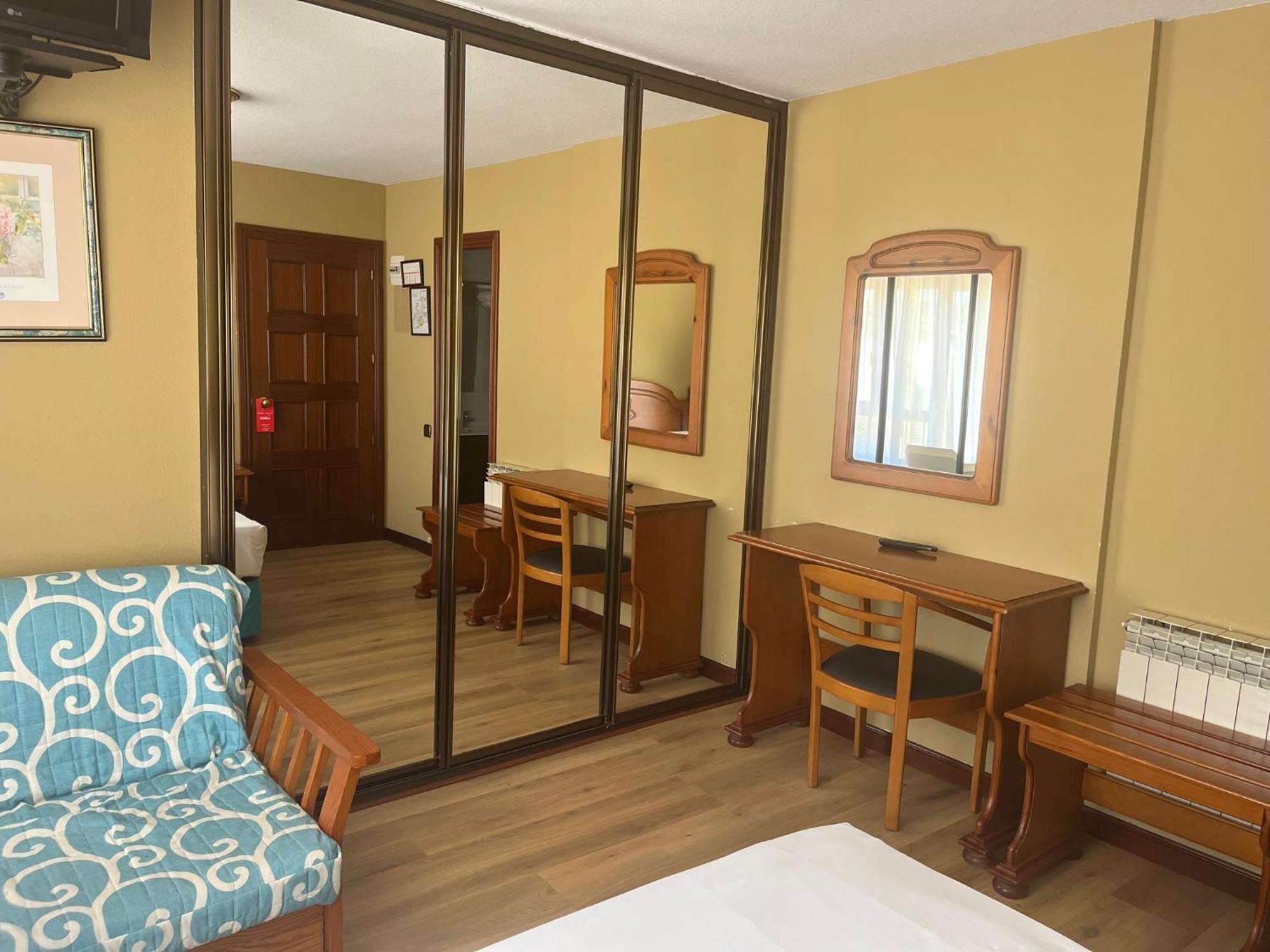 Hotel Pelayo Isla Plana Esterno foto